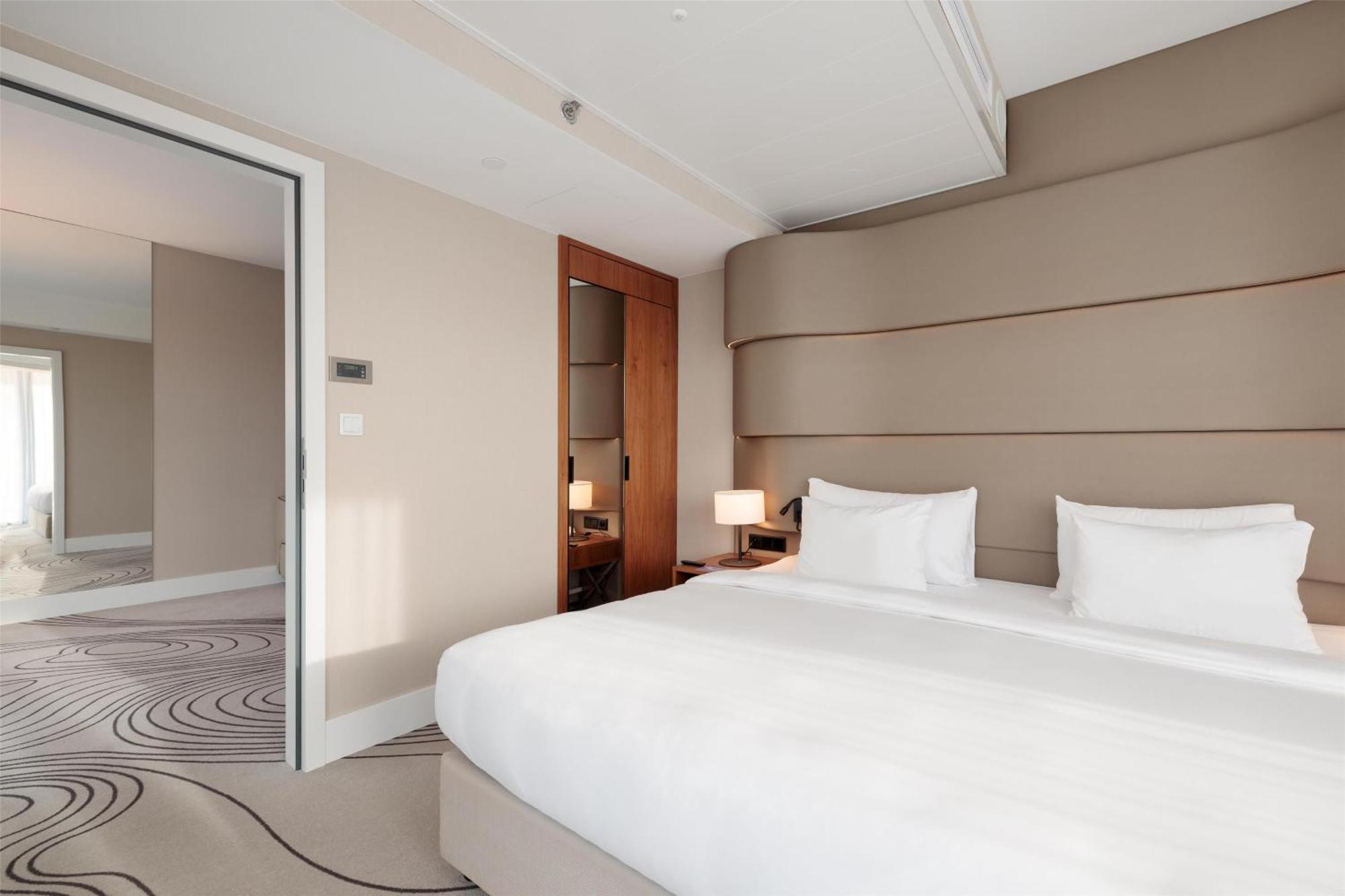 Radisson Blu Resort 슈비노우이스쳬 외부 사진